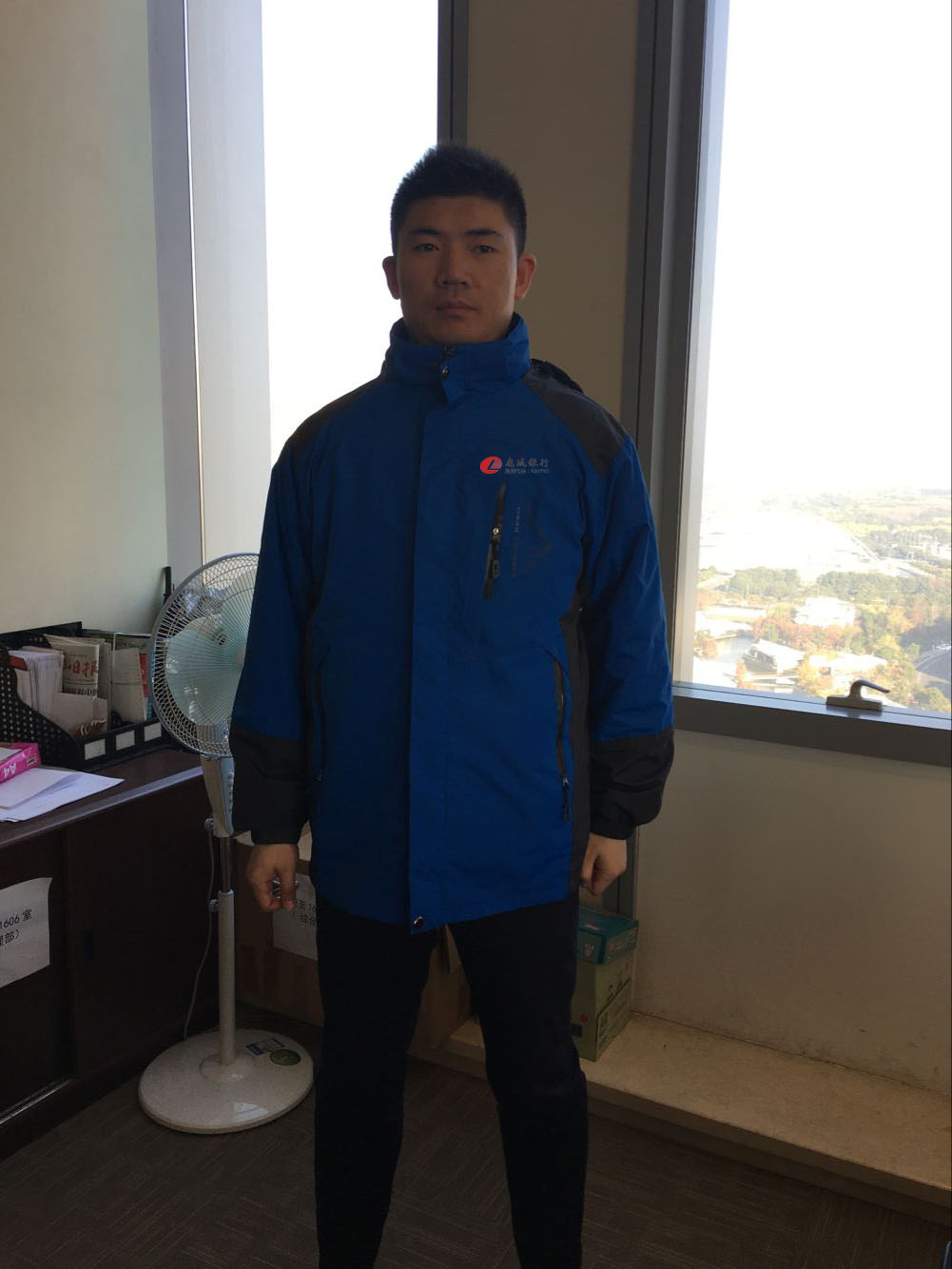 为 康城银行 提供 金融银行 职业装定制案例 - 01_金融银行案例封面图
